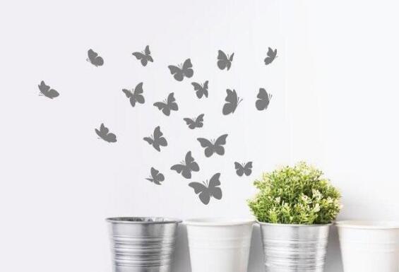 VINYL BUTTERFLY 34CM X 38CM