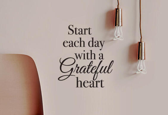 VINYL GRATEFUL HEART 34CM X 38CM