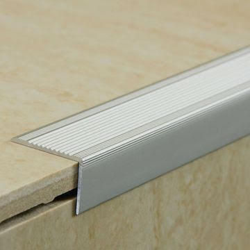 ALUMINIUM STAIR NOSING MATT SILVER 250CM