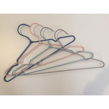 Spaceo cord hanger 4 pack assorted colours