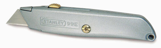 Knife retractable utility 
