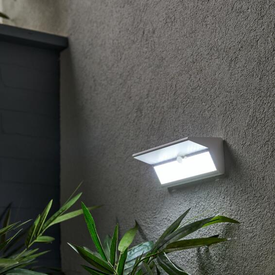 Inspire solar wall light daylight  led 