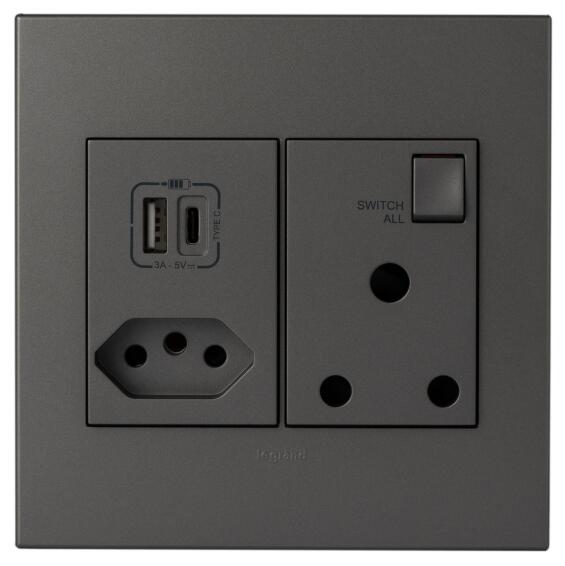 MONO SOCKET NEW USB A C 4X4 MAG