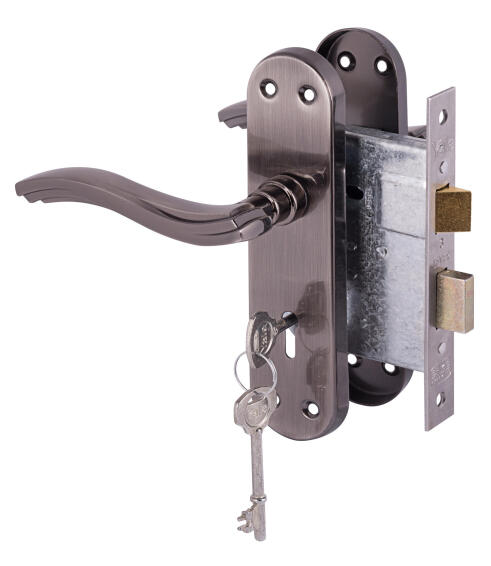 Handle on plate onda satin black nickel and 3-lever lockset yale