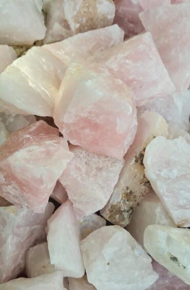 Garden Pebble Rose Quartz 45-70mm 14kg