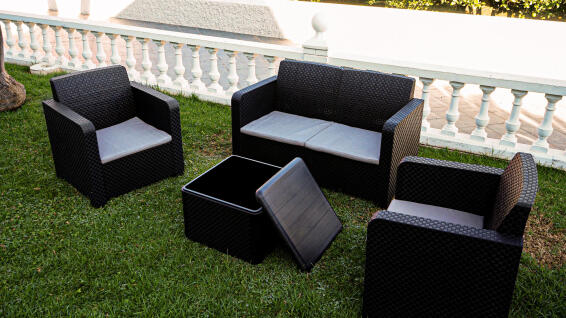 Naterial Novo Resin Patio Furniture Set Black