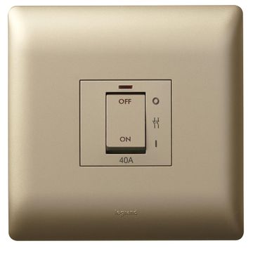 Legrand Ysalis Stove Isolator Champagne 40A 4x4