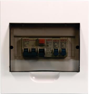 Distribution board flush mounted populated LESCO 8 way