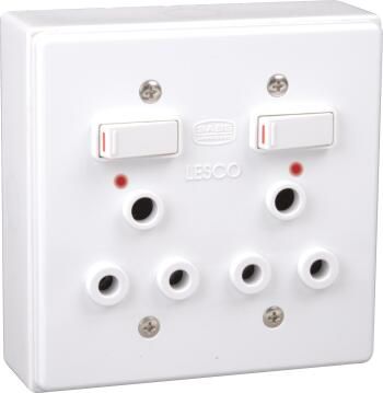 Socket wall LESCO metal 2x3 pin 4x4 white