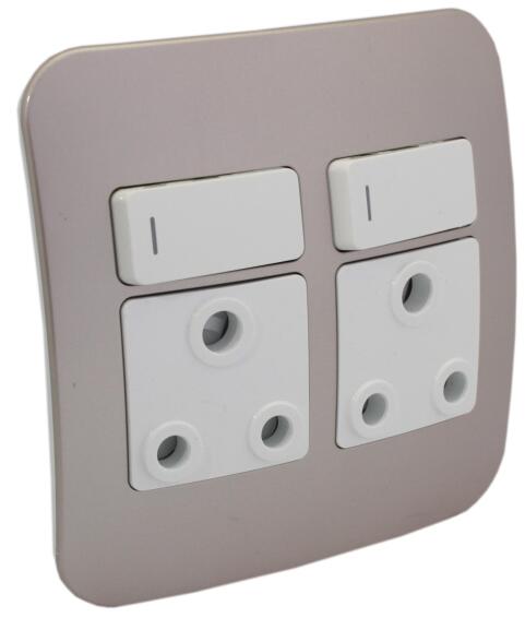 Socket VETI 1 1x3 pin 4x4 champagne
