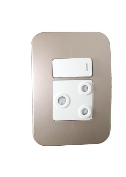 Socket VETI 1 1x3 2x4 champagne
