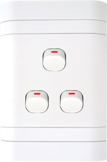 Switch LESCO pipelli 3 lever 1 way 2x4 white