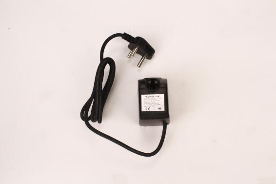 Waterfeature pump waterhouse 1000l/hour includes 1.5m cable