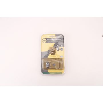 Nightlatch anti credit-card latch brass plated yale