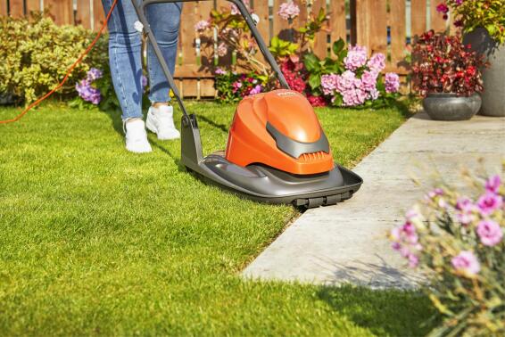 Flymo electric deals hover mower