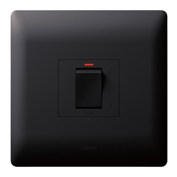ISOLATOR 4X4 40A BLACK