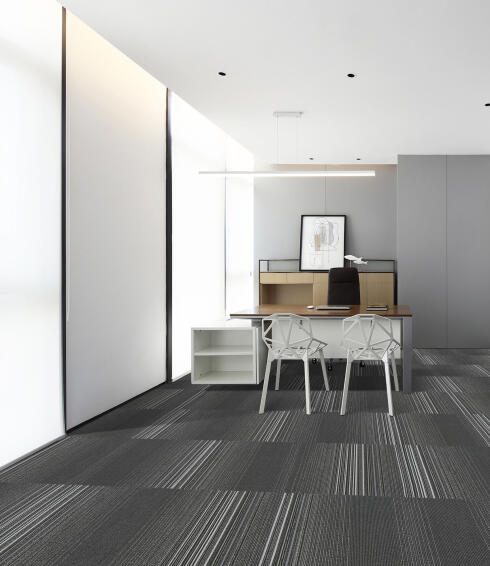 Carpet coastline grey/black 010 500x500mm