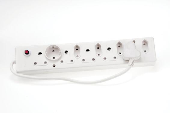MULTIPLUG 5X16A 4X6A 1XSHUKO WHT
