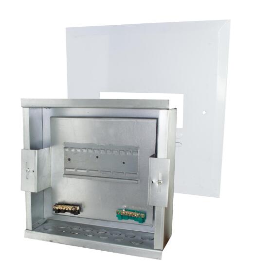 DB Board Flush Mini Rail 12 Way