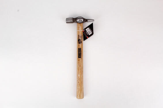 Hammer cross pein QUALITOOLS wood 225gr