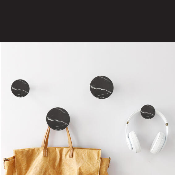 Round hooks set of 4 black marble