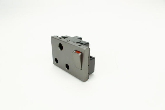 Socket module magnetic LEGRAND 1x3 pin
