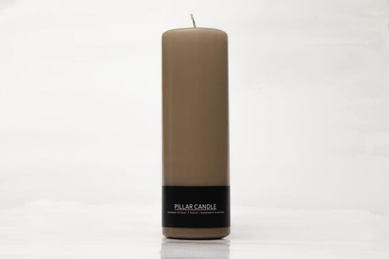 Pillar candle subtle beige 7.5x23cm