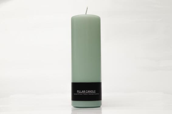 Pillar candle mint green 7.5x23cm