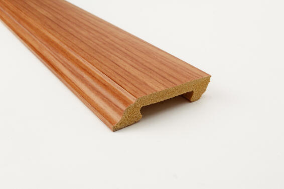 Skirting Red Cherry 15X2700MM