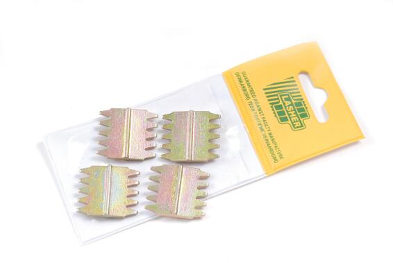 Set of 4 brick comb LASHER