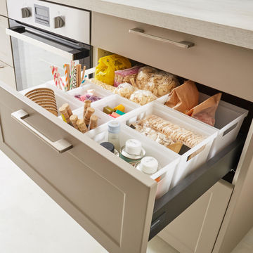Kitchen Plastic Box For Splashback Rail Or Drawer Translucent 10 X 10 X 14.7Cm
