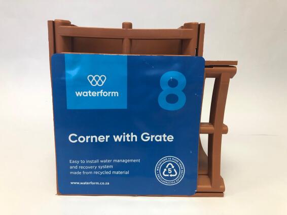 PVC Drain Corner Terra Cotta WATERFORM