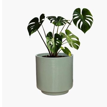 Oslo plant pot large sage green lightweight