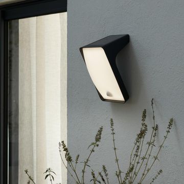 Inspire Algoa Solar  Wall Lamp 1200LM