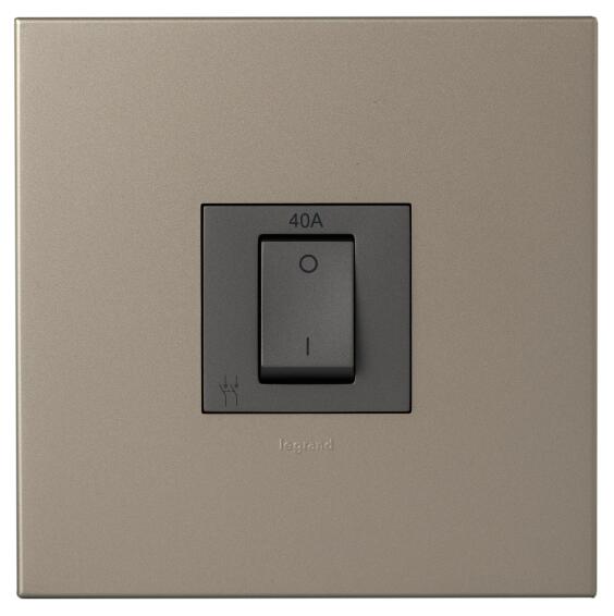 isolator 40a 2p 4x4 m/cham