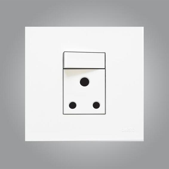 Socket matrix vertical ONESTO white 1x3 pin 4x4 | Leroy Merlin South Africa
