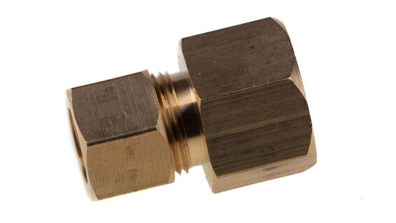 COUPLER 1/2 F X 1/2 OD