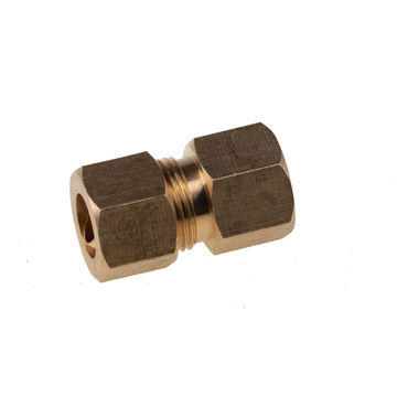 COUPLER 1/4 F X 3/8 OD