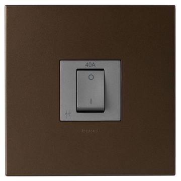 isolator 40a 2p 4x4 m/dark b